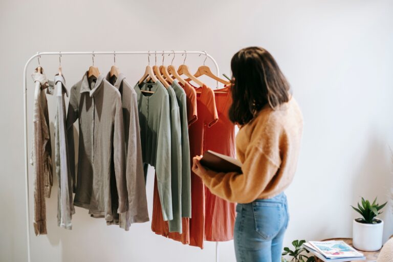 Fashion Beyond Trends: Timeless Style Tips for Every Girl