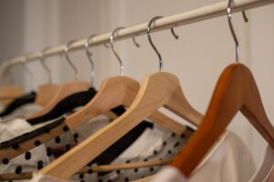 Read more about the article Wardrobe Essentials for Beginners: 15 Must-Have Pieces to Build a Timeless Closet