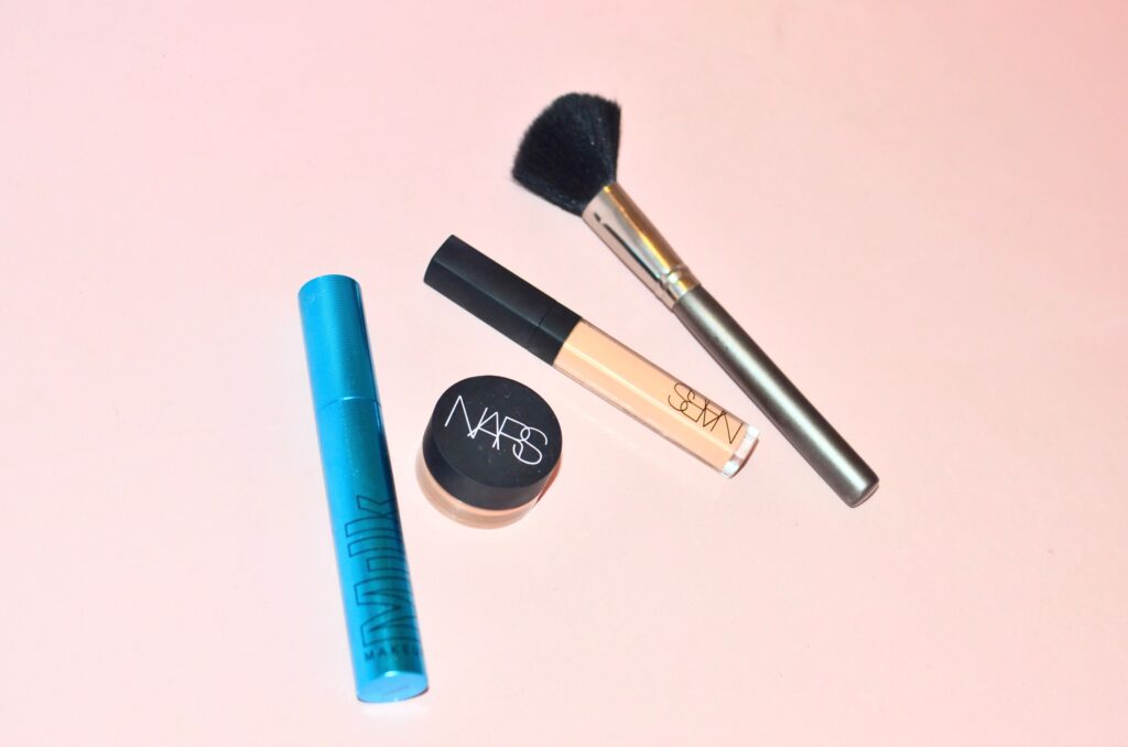 Essential products included in a beginner makeup kit list for everyday makeup